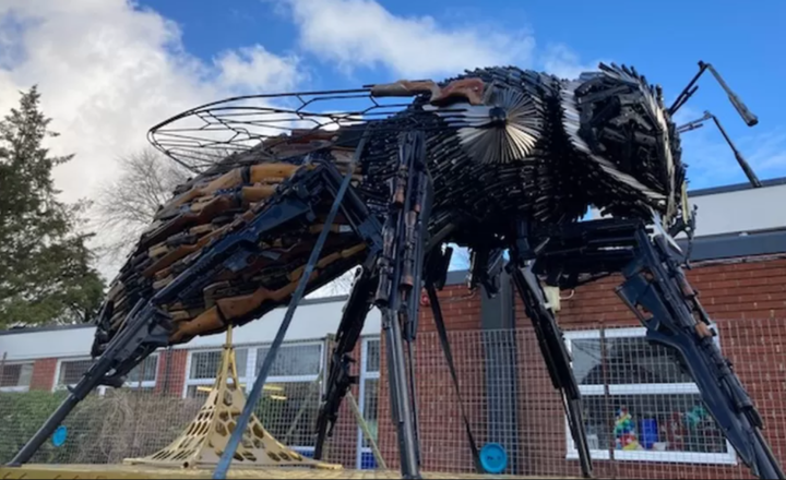 Image of Manchester’s Anti-Violence Bee Sculpture visits QE
